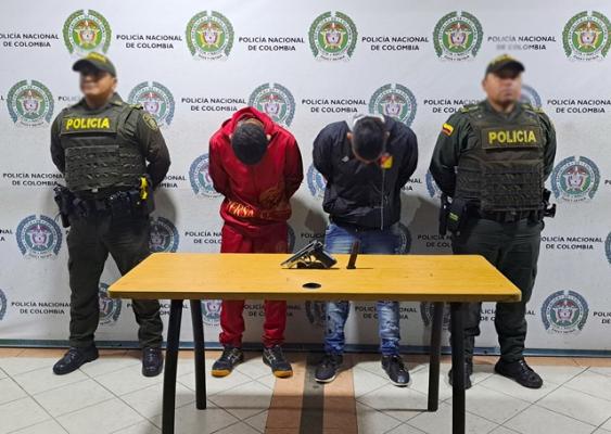 Capturados por hurtar pertenencias a un ciudadano 