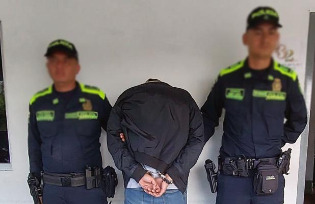 La persona fue sorprendida cuando se movilizaba en una motocicleta