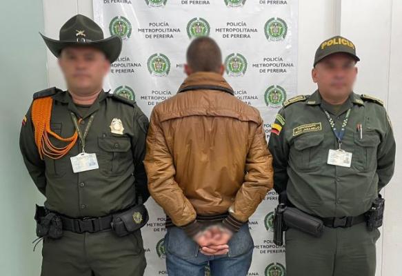 Un sujeto es sorprendido causando daños a un importante sector de la capital risaraldense