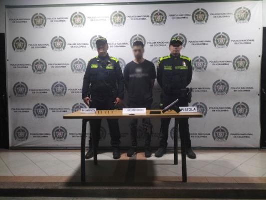 En una rápida reacción policial, es capturada una persona por el delito de homicidio