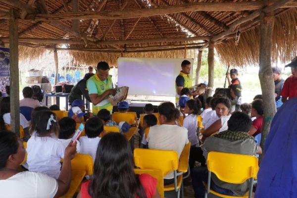 Charlas a la comunidad