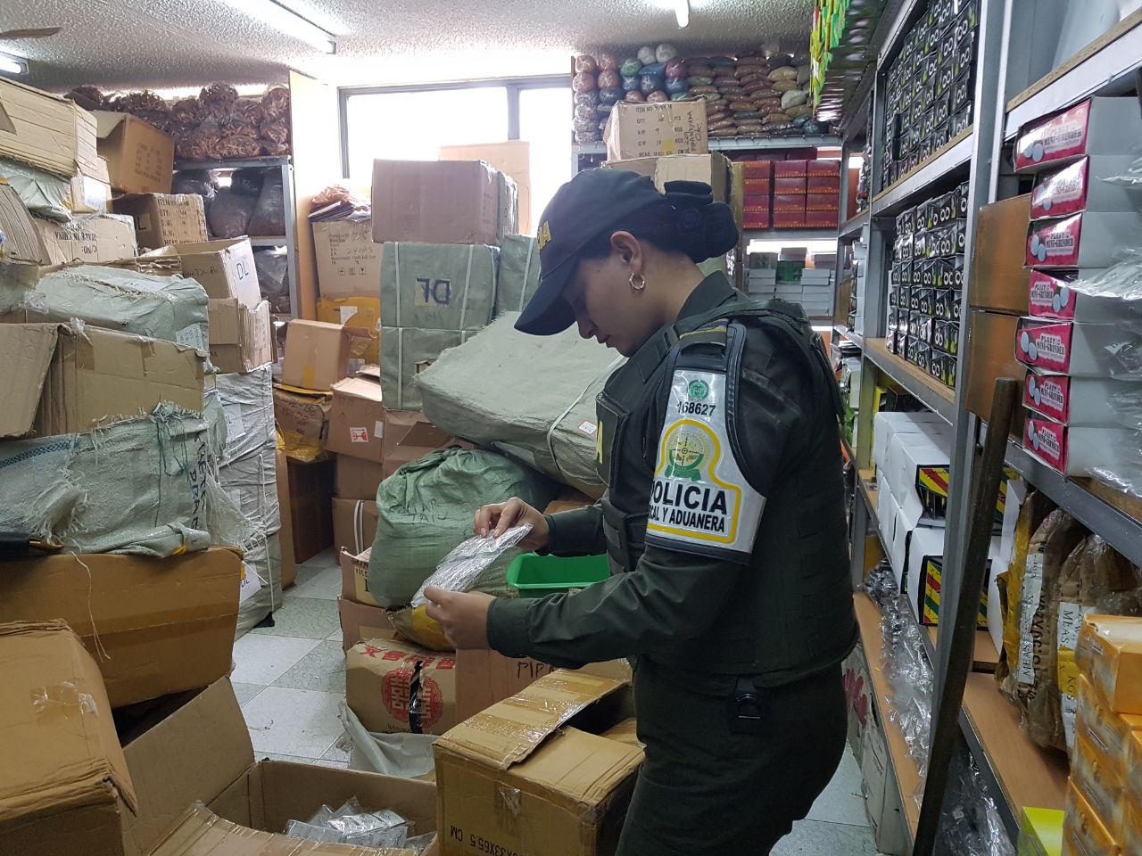 redada-contrabando-policia-colombia