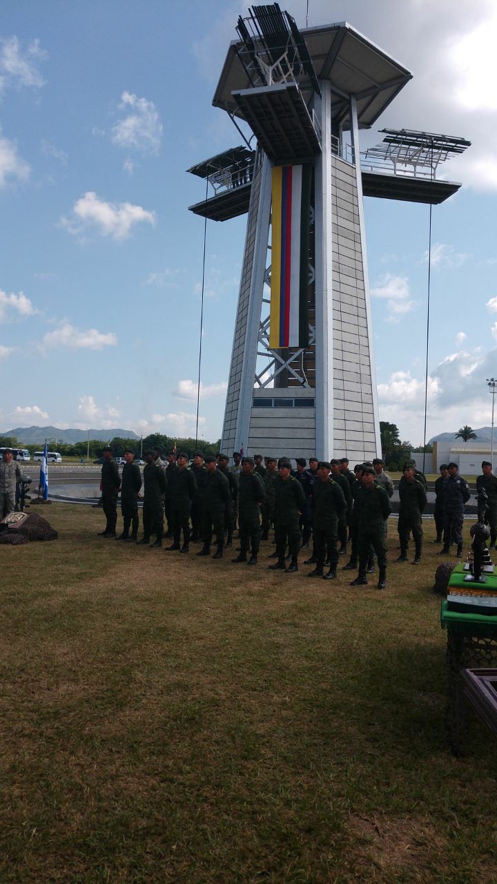 La-dirección-de-antinarcóticos-clausuró-el-curso-de-operaciones-especiales-de-interdicción-contra-el-narcotráfico-“jungla”