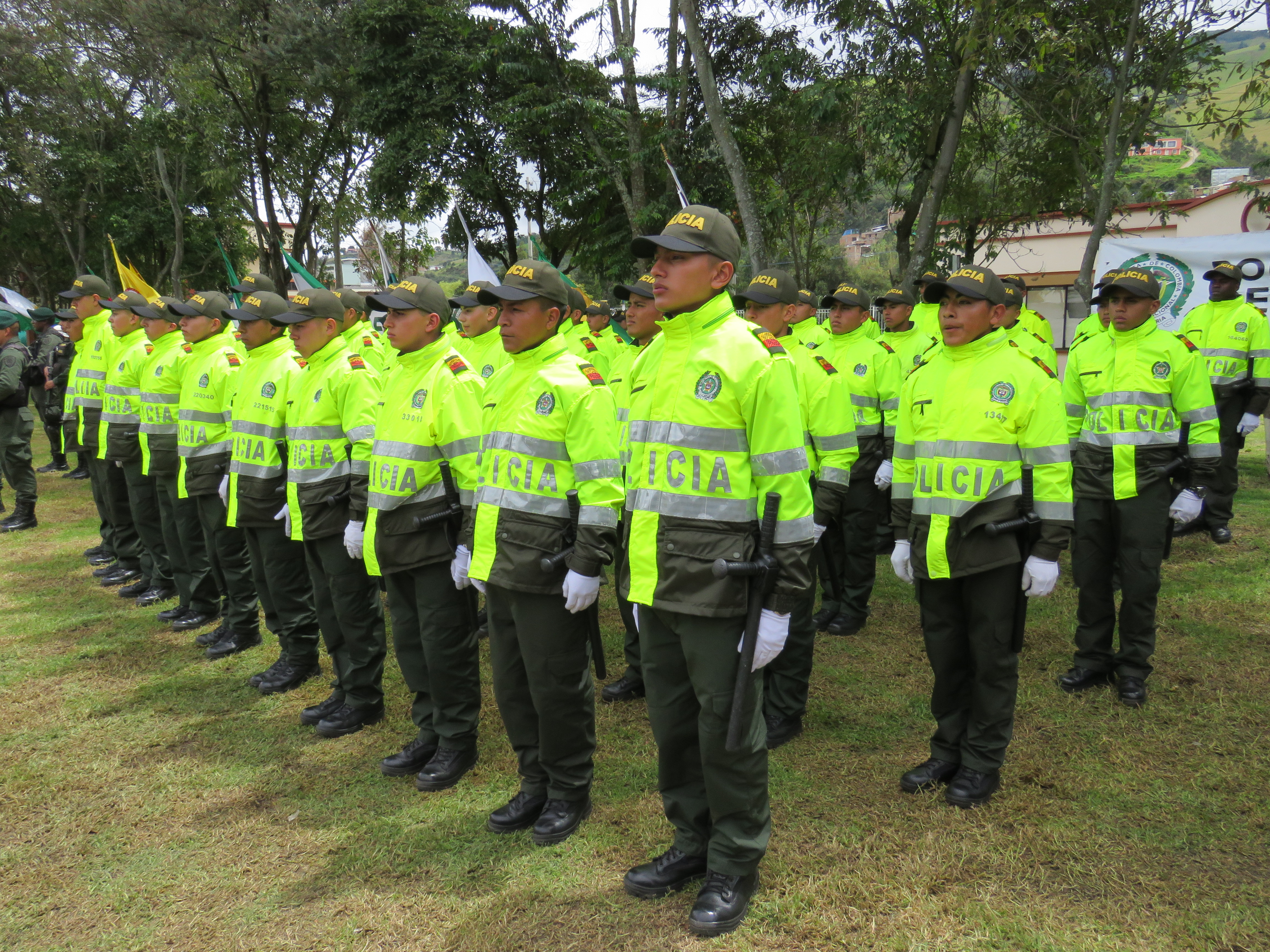 Personal de auxiliares bachilleres que estarán en los eventos 