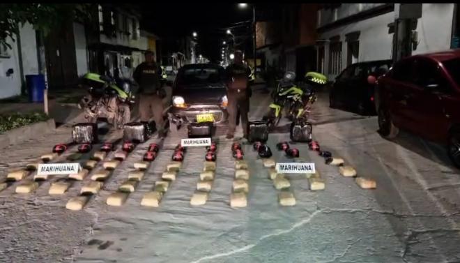 incautación de 120 kilogramos de marihuana 