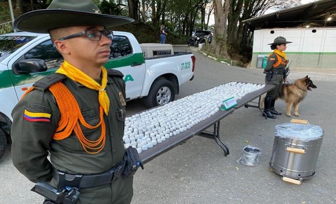 Canino Thor identificó más de 2.400 gramos de clorhidrato de cocaína 