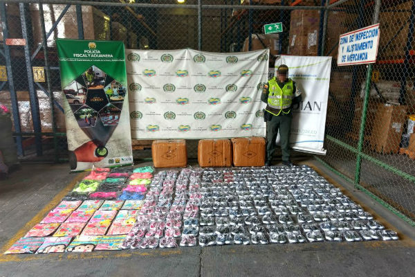 Incautacion-mercancia-de-contrabando.