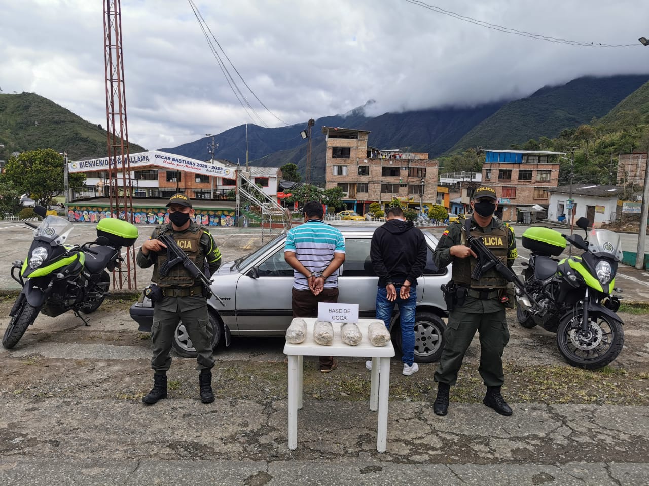 Capturadas dos personas en flagrancia por el delito de   tráfico, fabricación o porte de estupefacientes.