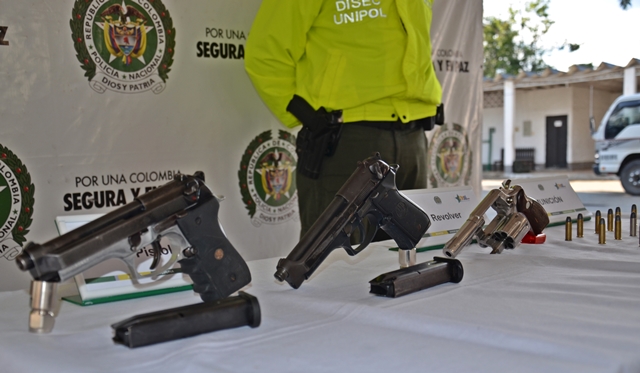 Policía-invita-a-la-ciudadanía-a-denunciar-hechos-delictivos-que-ocurran-en-la-zona