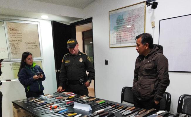 Incautación de armas de fuego y cortopunzantes