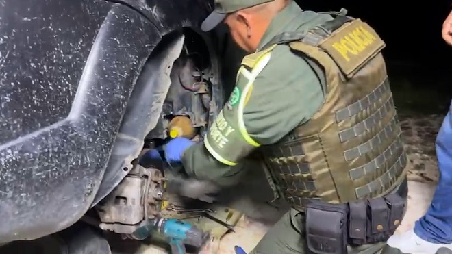 Fueron más de 30.000 dosis de base de coca hallados en la carrocería de un vehículo.