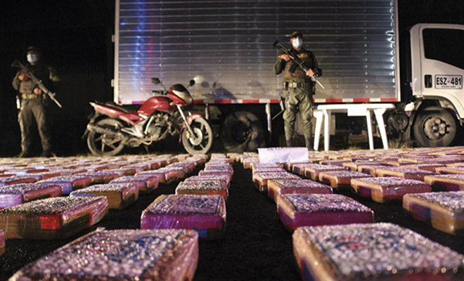 Varios kilos de clorhidrato de cocaína 