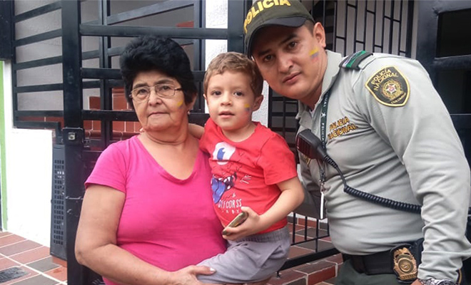 Este-20-de-Julio-iza tu bandera-iza tu corazón