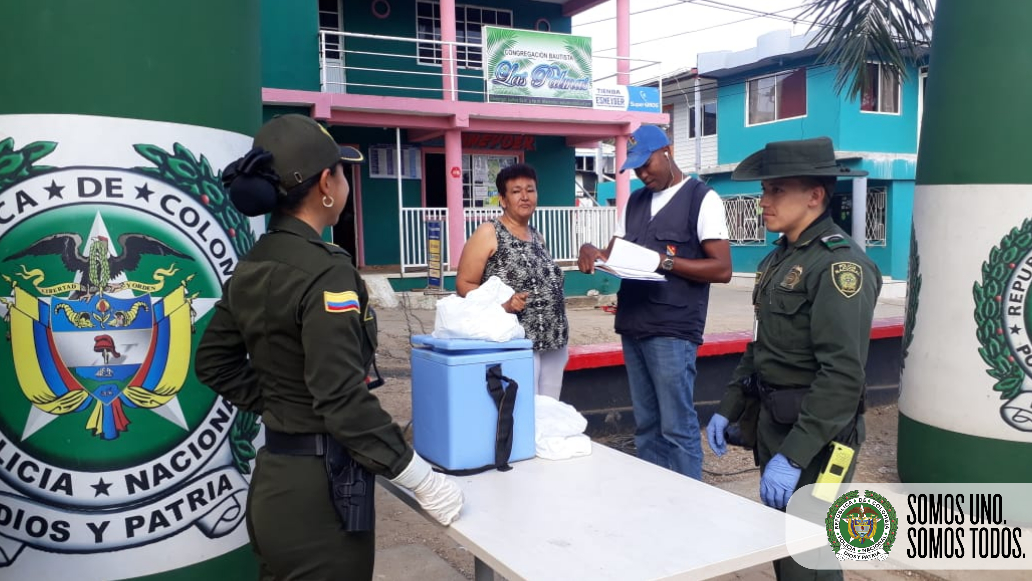 Adelantamos  jornada de vacunación de caninos y felinos en el sector de las palmas