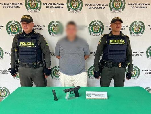 La Policía Nacional logra la captura de un hombre con un arma de fuego tipo pistola