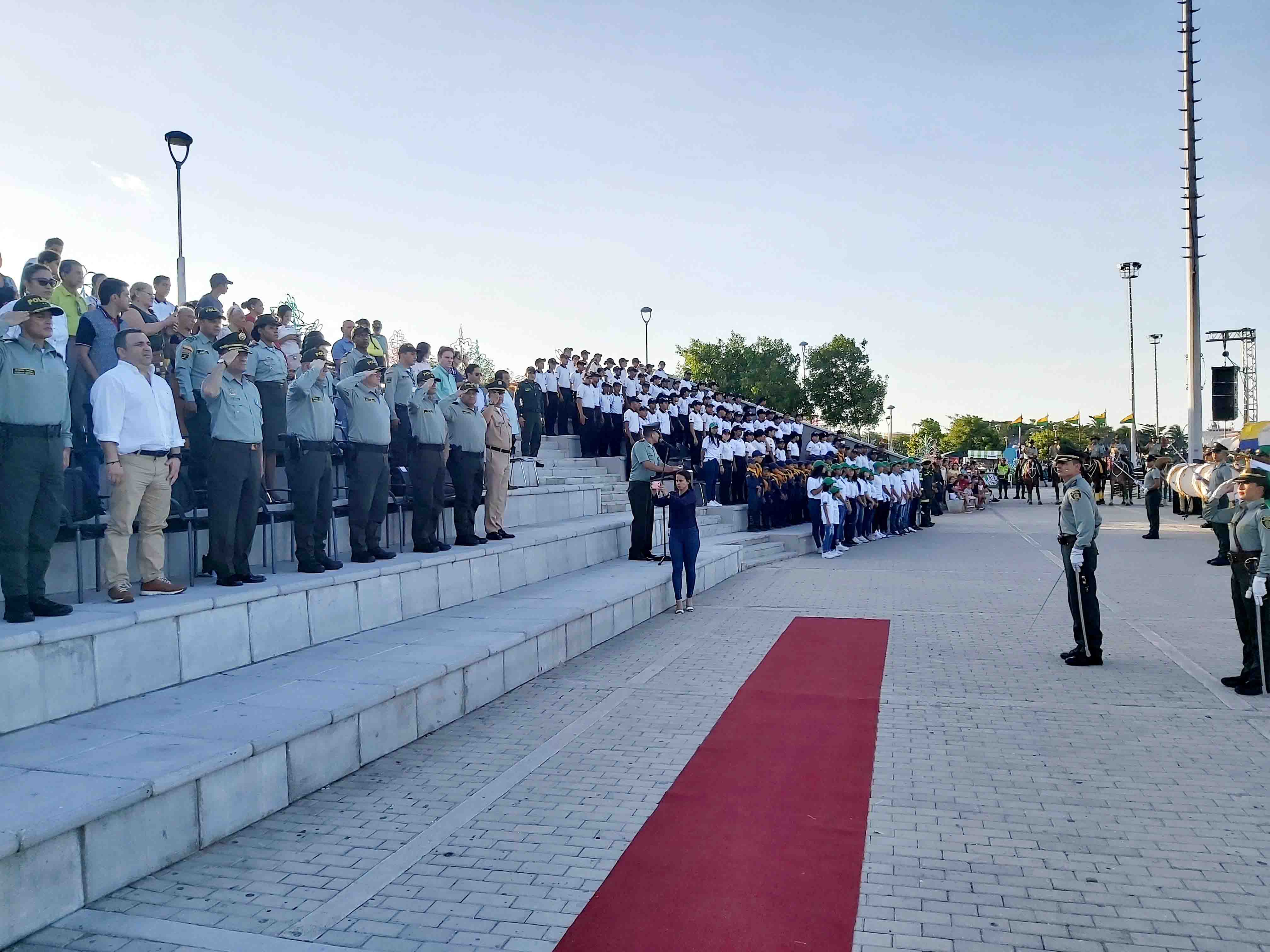 Un trabajo articulado con las autoridades político administrativas, se logra poner en marcha la actuación de los policías que conforman el Distrito Turístico, 