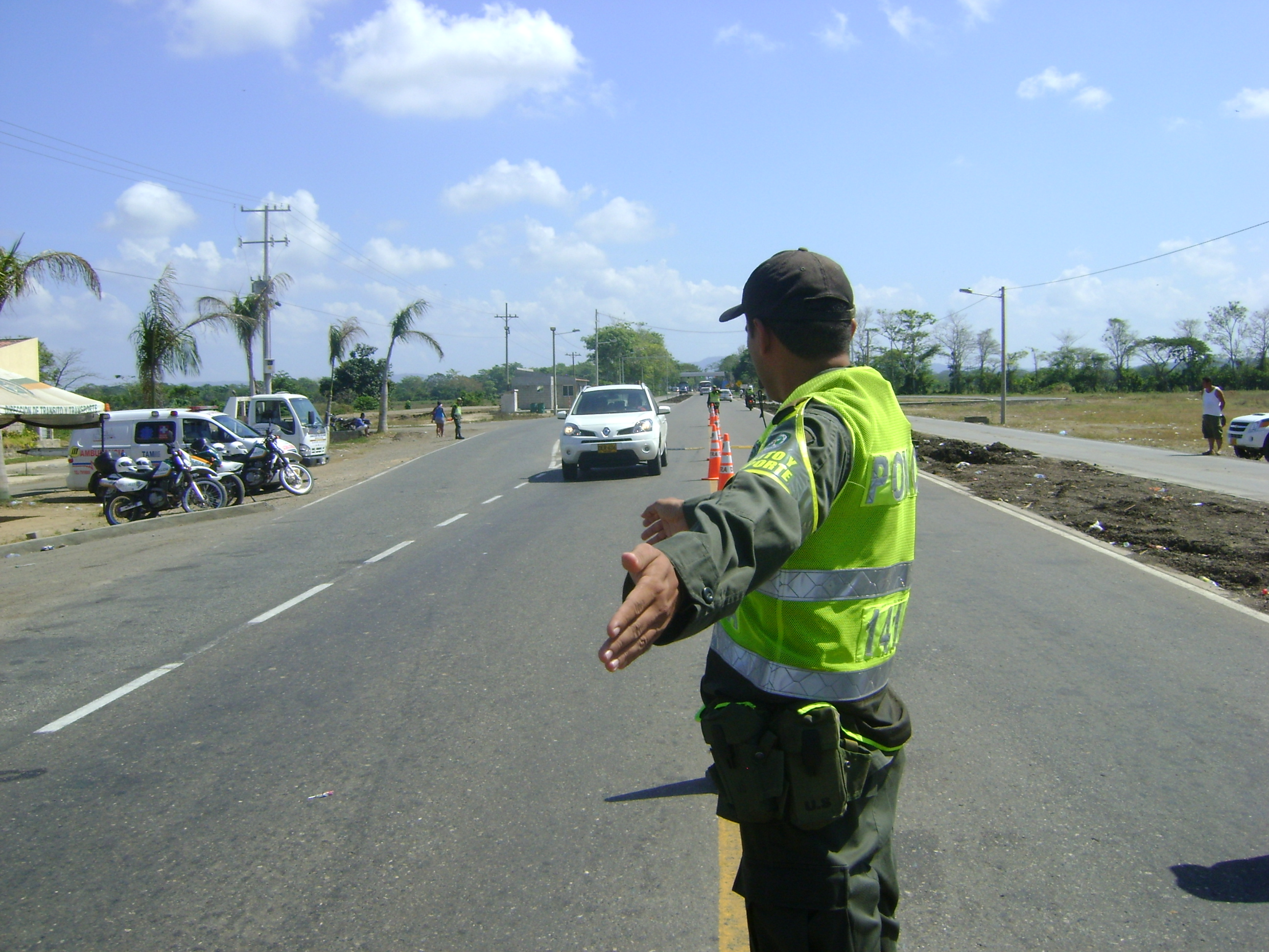 En operativos de control sobre las vías de bolívar.