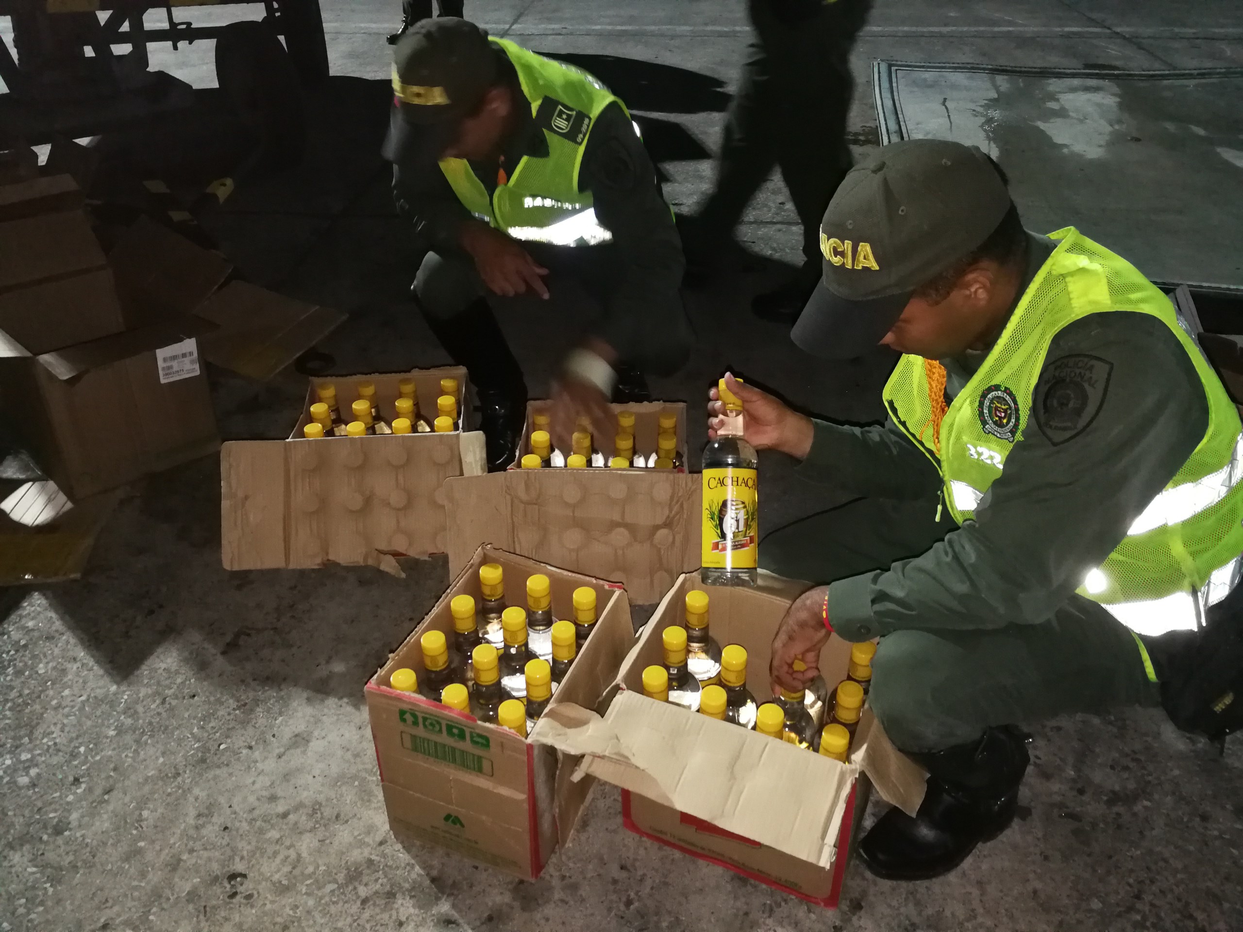 se incauta licor extranjero 