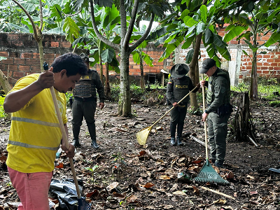 Se sembraron más de 600 árboles en las orillas del río