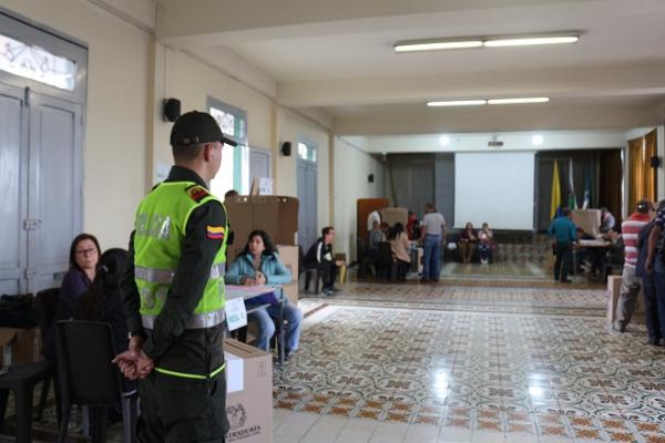 Listos en Manizales para garantizar la seguridad en el plan democracia