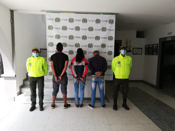 Capturamos a tres integrantes del grupo delincuencial común organizado llamados “los RQ” por hurto calificado y agravado