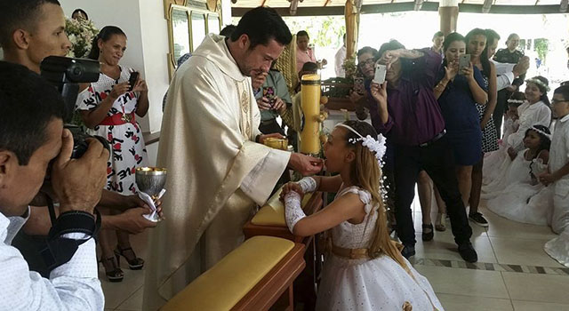 matrimonios-y-primeras-comuniones-policia-meta