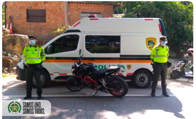 Mediante controles viales, en los municipios de Fresno y Melgar recuperamos dos motocicletas