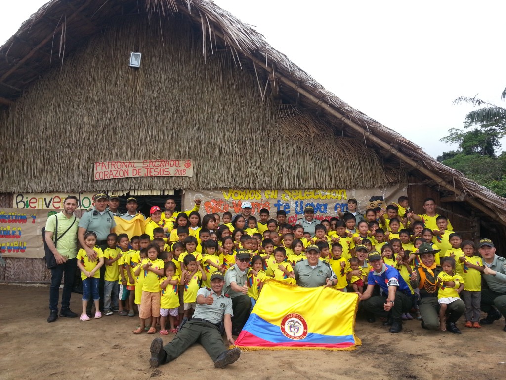 mundial-de-futbol-comunidades-indigenas-vaupes-departamento-de-policia-vaupes.