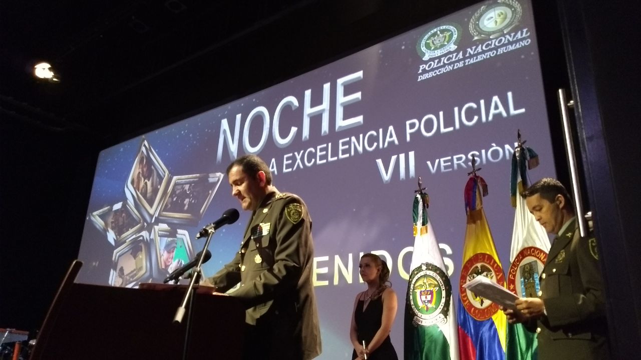 Evento noche de la excelencia polical en Medellín