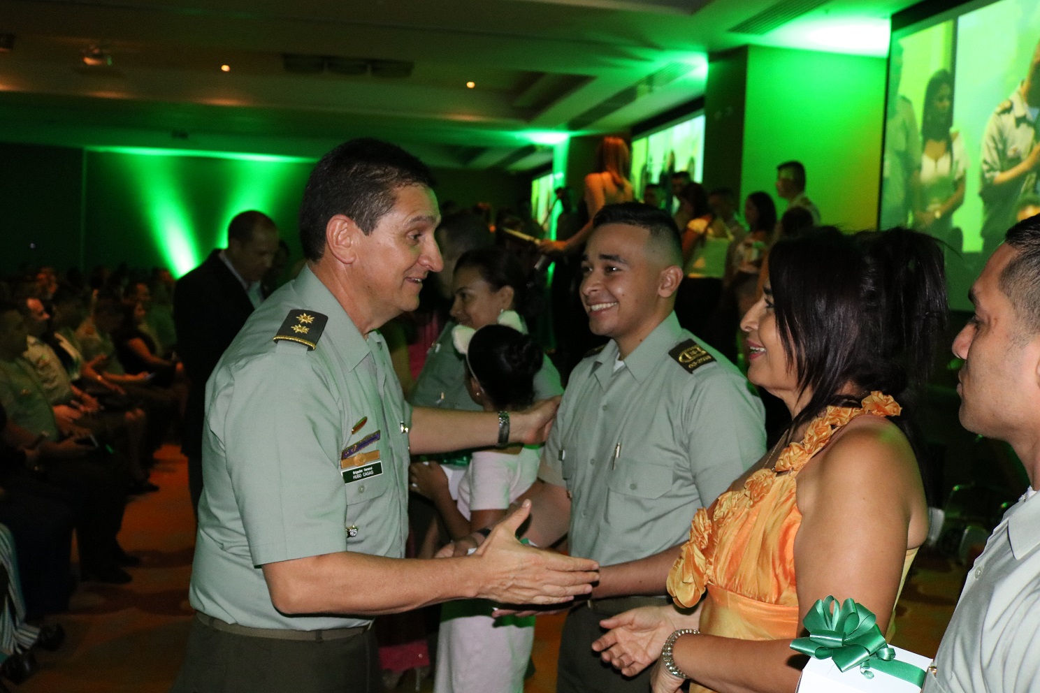 Policías-destacados-por-su-heroismo-y-compromiso