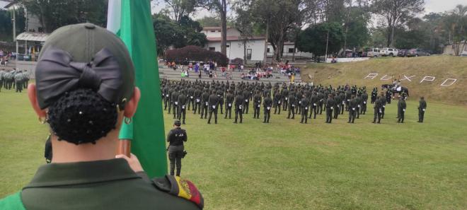 Decisión voluntaria de servir a la patria y contribuir con la seguridad de los colombianos