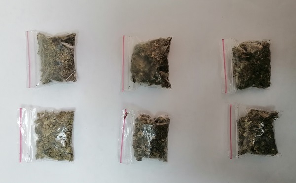 Nuestros_uniformados_capturaron_a_un_hombre_con_más_de_30_dosis_de_estupefacientes_3