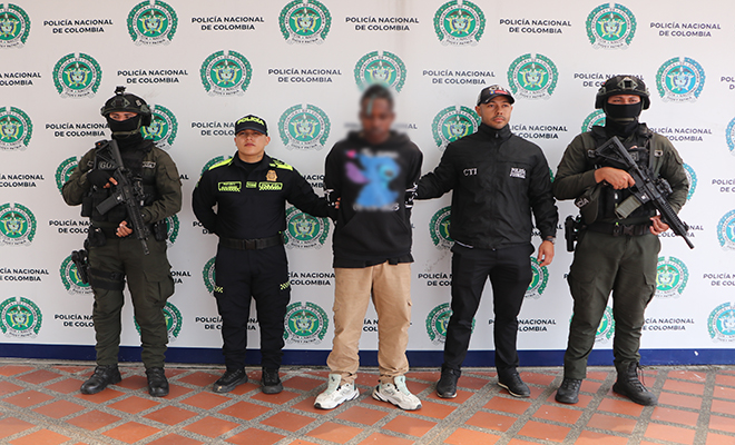 Tres policias, un funcionario del CTI y  un capturado "alias jordy y eliu".