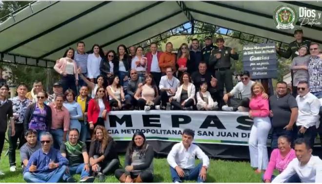 La Policía reconoce la bella labor que cumplen los periodistas en el municipio de Pasto