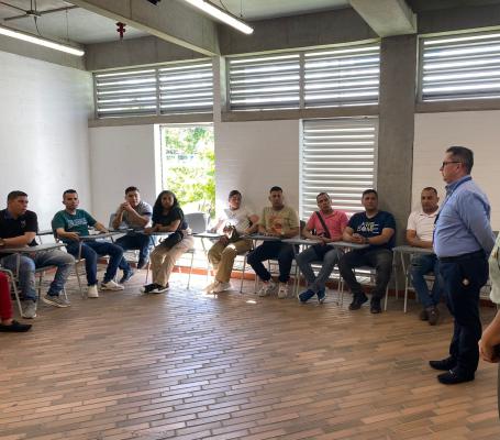 Dirigido al personal uniformado de la estación de Policía Villavicencio.