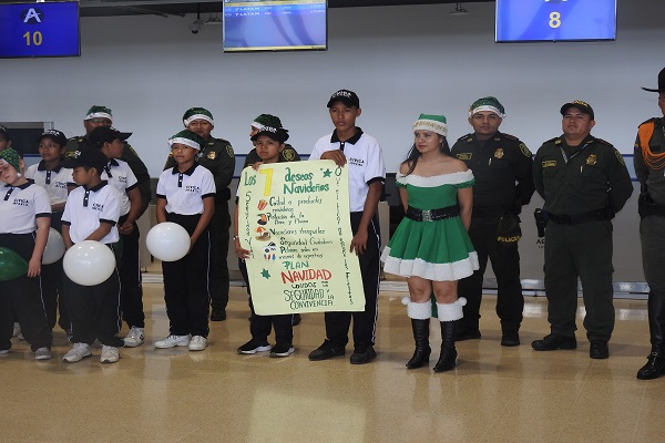 Policía-comprometido