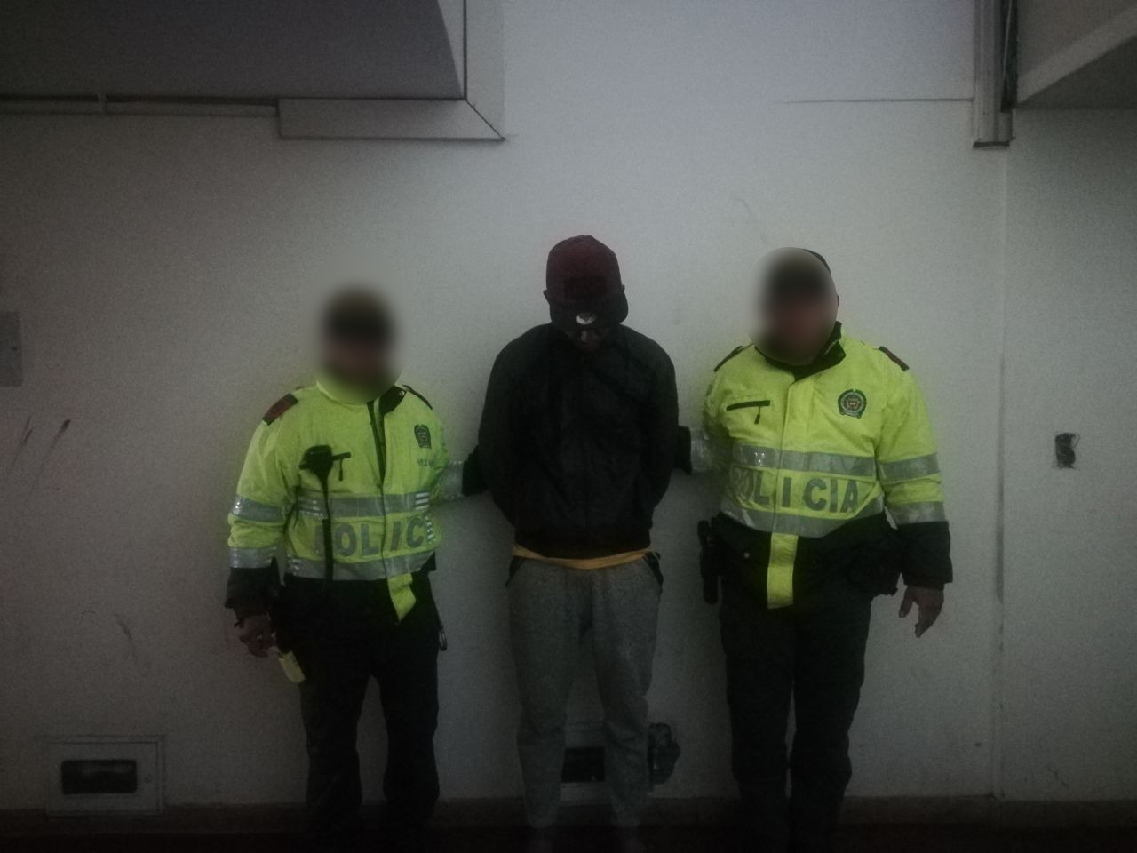  policia-captura-venezonalo-delito-hurto