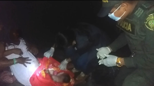 policia_atiende_parto_indigen