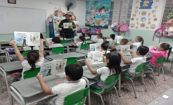 La Policía Nacional da inicio al programa escolarizado contra las drogas