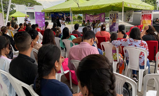 En un reconocido parque de la ciudad de Neiva, Policía y autoridades realizan esta actividad simbólica. 
