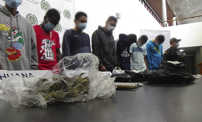 presentación de 12 capturados por extorsión