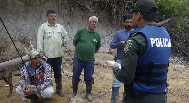 La Policía Nacional-promueve protección de nuestros autóctonos delfines rosados-Meta