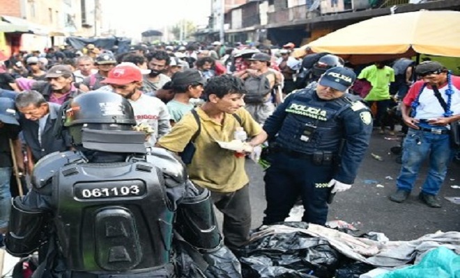 Registro a personas en el centro de Medellín 