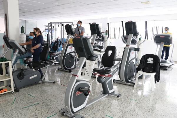 Rehabilitación en gimnasio 