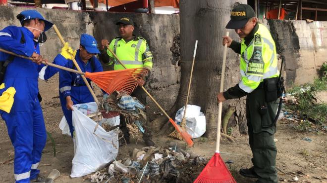 Seccional de Tránsito y Transporte realiza jornada ambiental en el marco de la celebración del Día Mundia