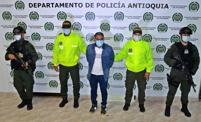 aparecía en tres carteles de “los más buscados