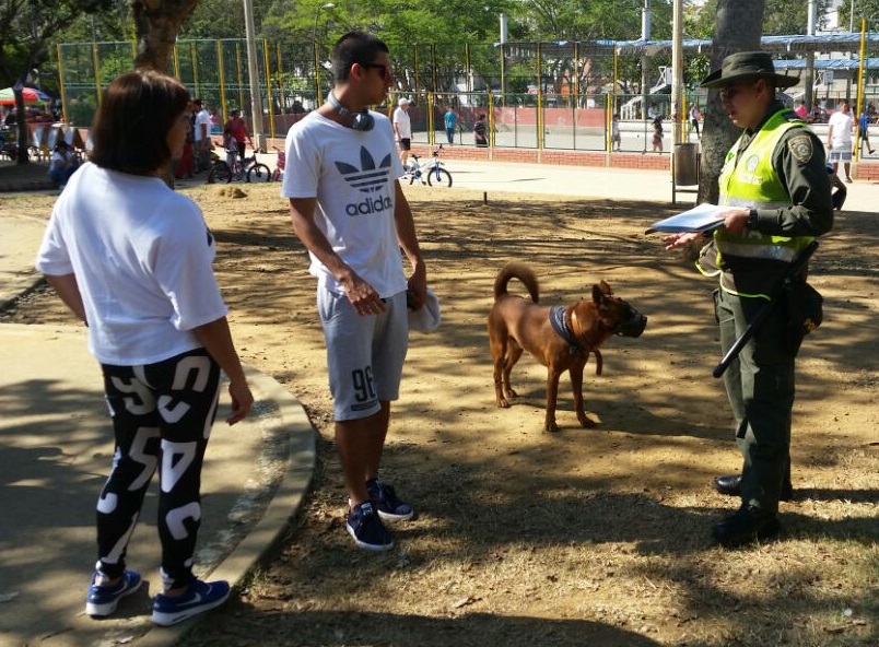 Sensibilizamos a los ciudadanos sobre la tenencia responsable de mascotas