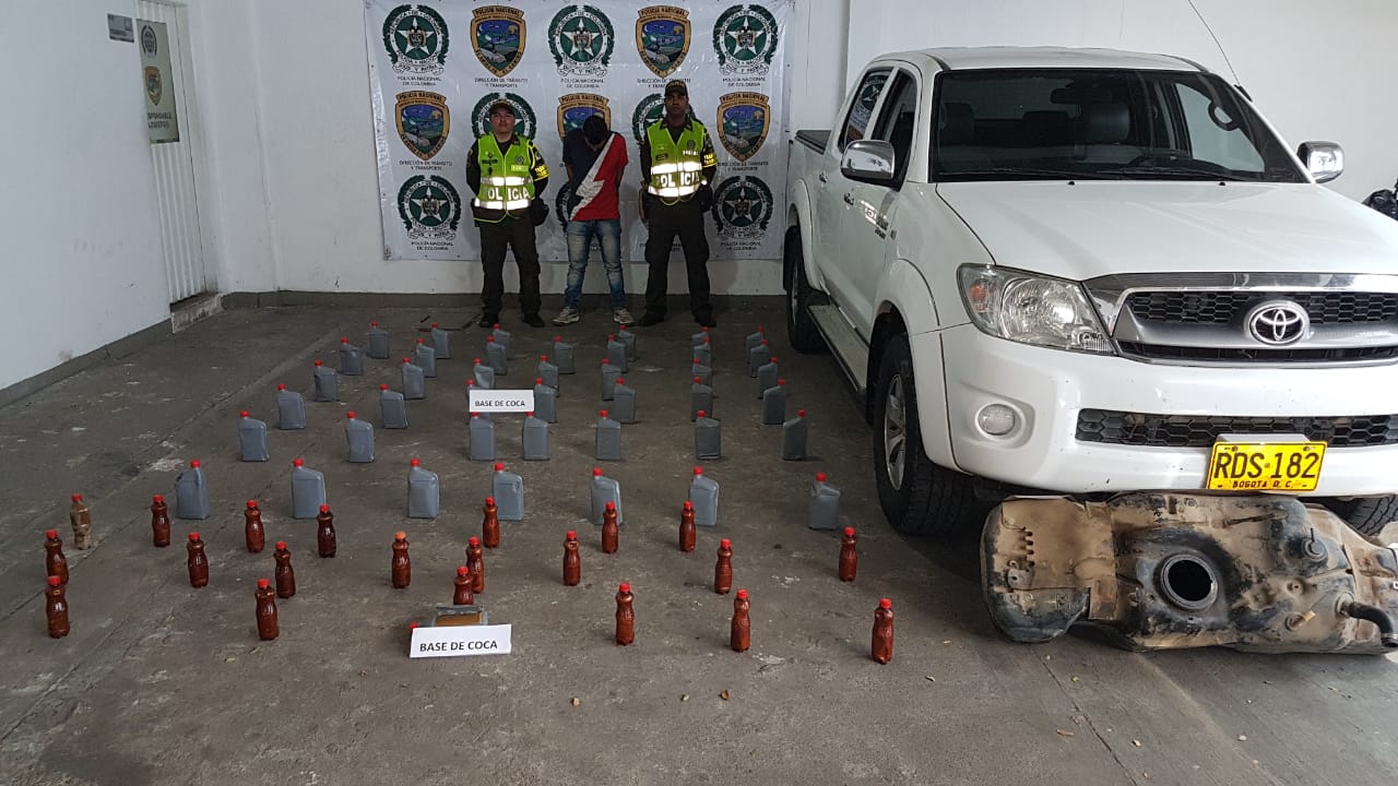 valle-del-cauca-policia-incauta-estupefacientes-en-tanques-del-combustible-de-vehiculos4