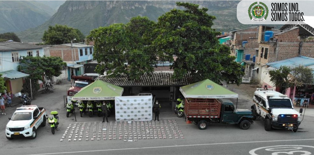 Mediante actividades de patrullaje incautamos más de 440 kilos de marihuana en Nariño 