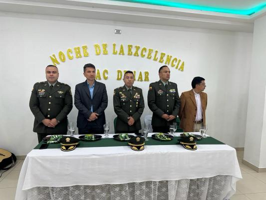  Trabajan articuladamente con la comunidad    